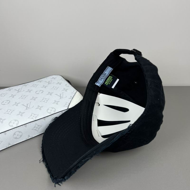 Prada cap dx (21)