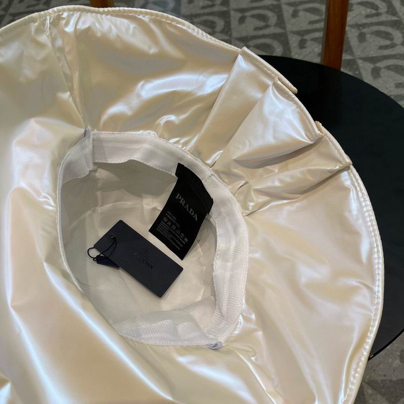 Prada hat (115)