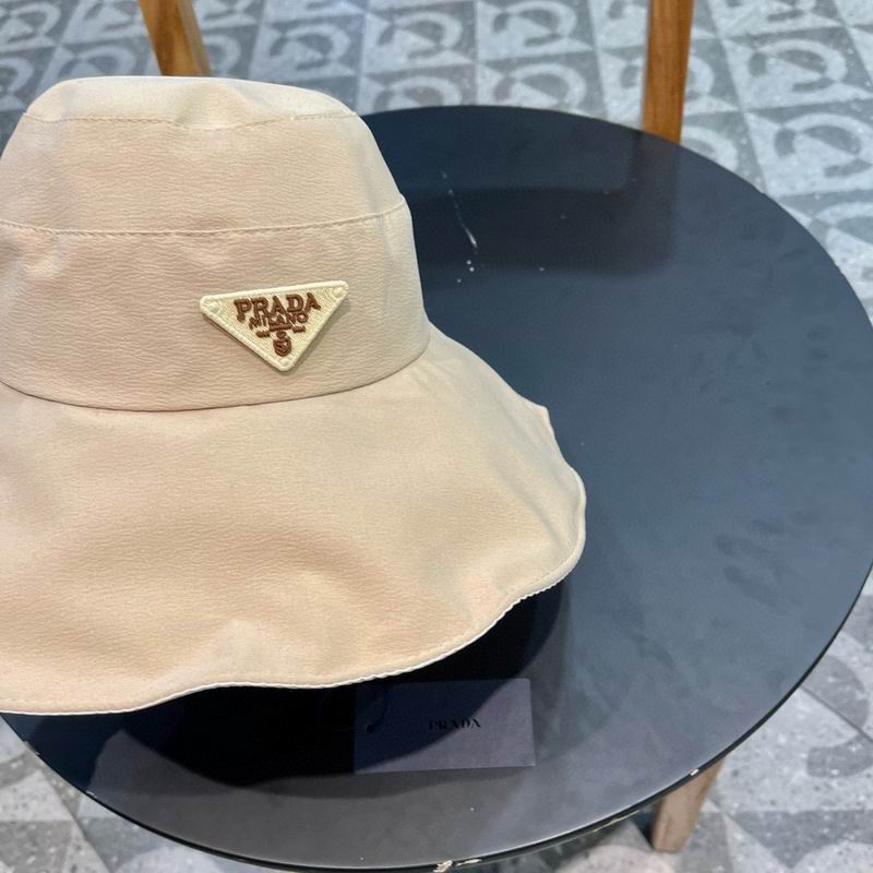 Prada hat (120)