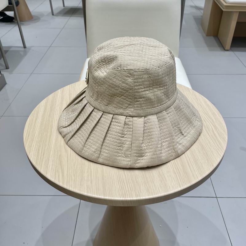 Prada hat (16)