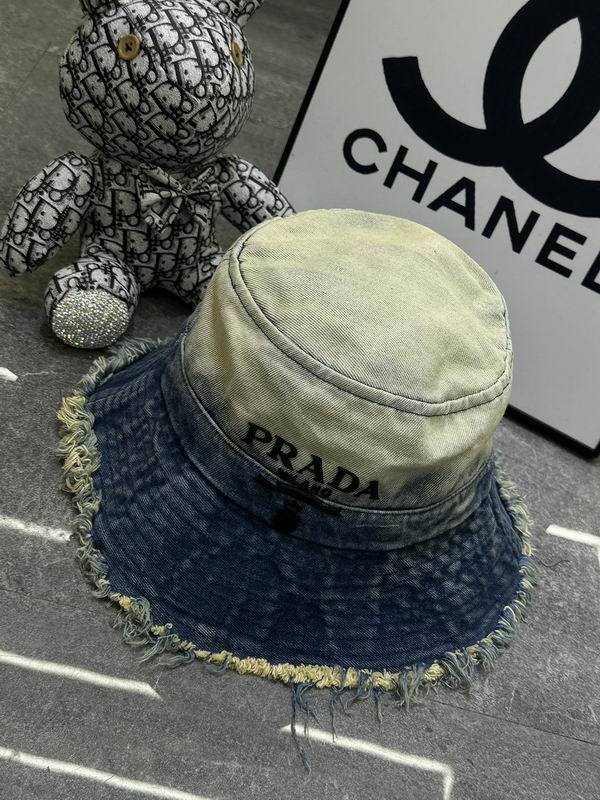 Prada hat dx (2)