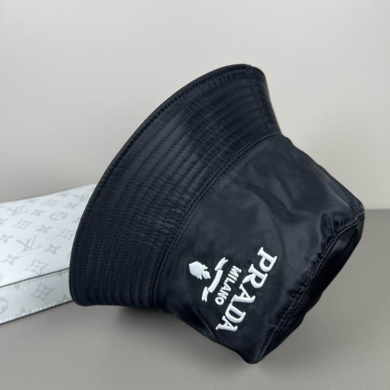 Prada hat dx (24)