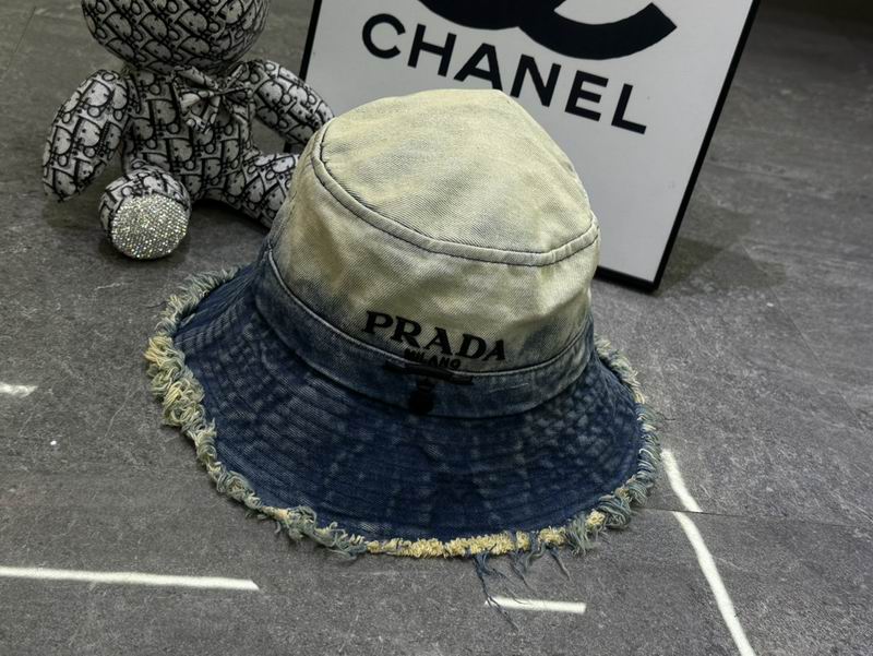 Prada hat dx (3)