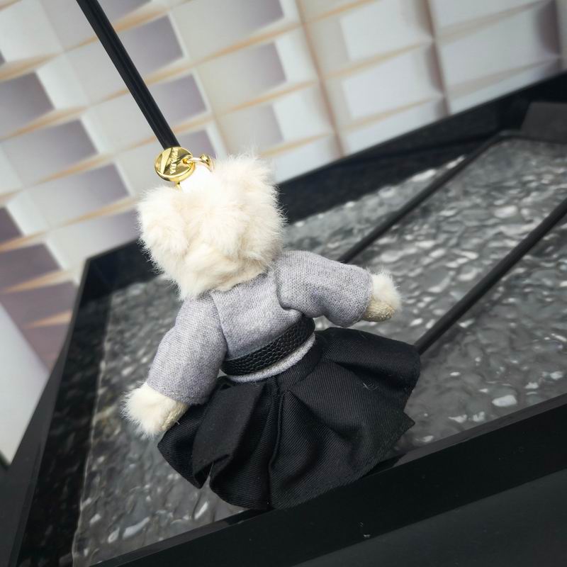 Prada keyring (37)