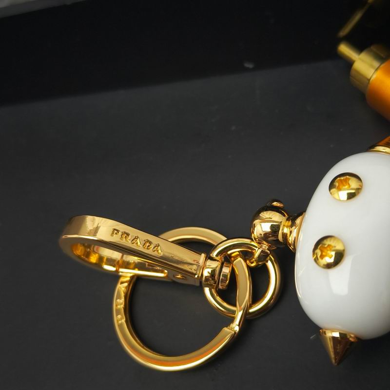 Prada keyring (7)