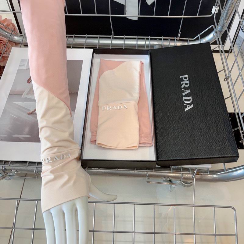 Prada oversleeve hh (8)