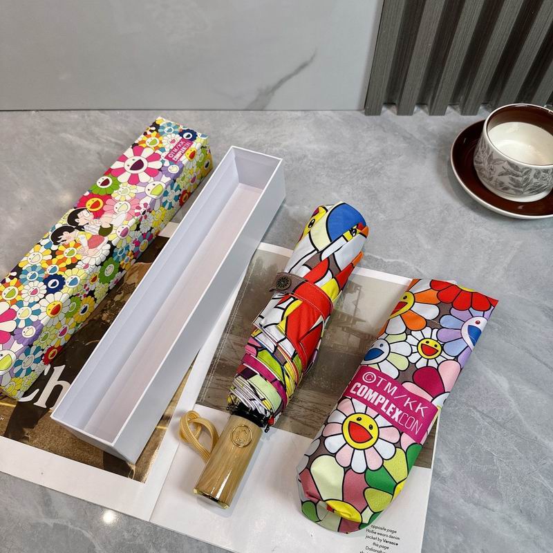 Takashi Murakami in Roppongi Umbrella (6)