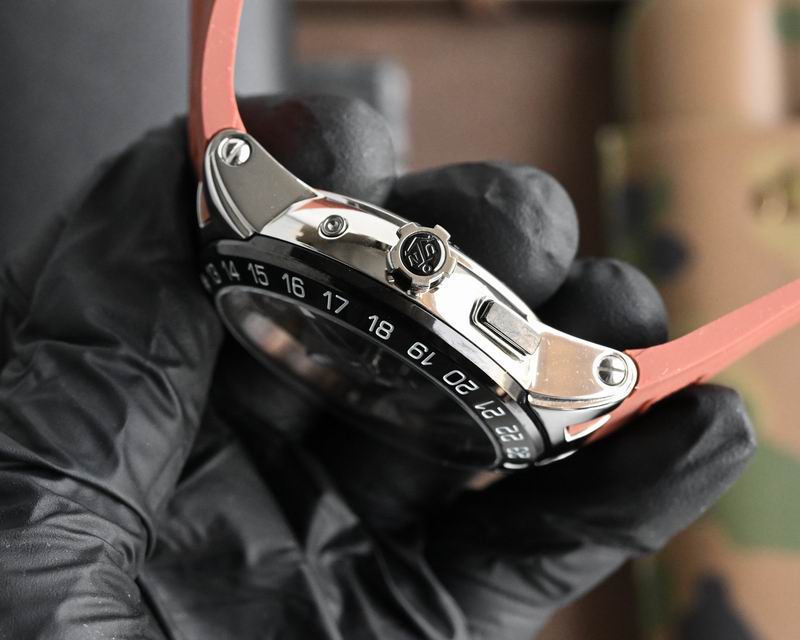 Ulysse Nardin 44mm 66 (13)