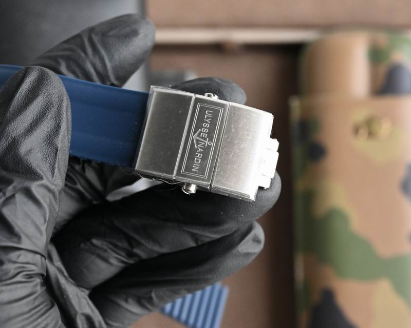 Ulysse Nardin 44mm 66 (2)