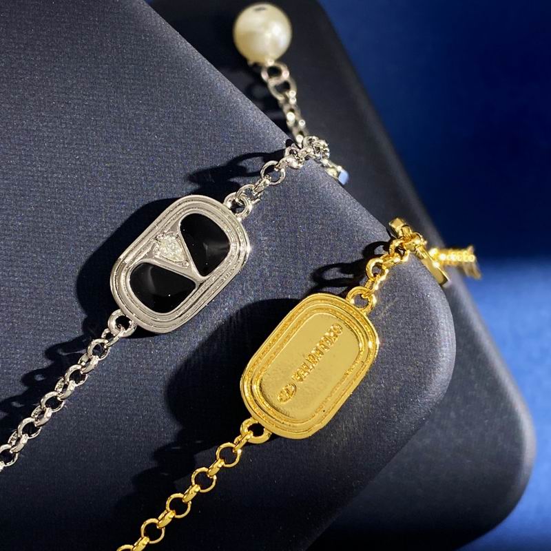 Valentino bracelet 03yxh63 (3)