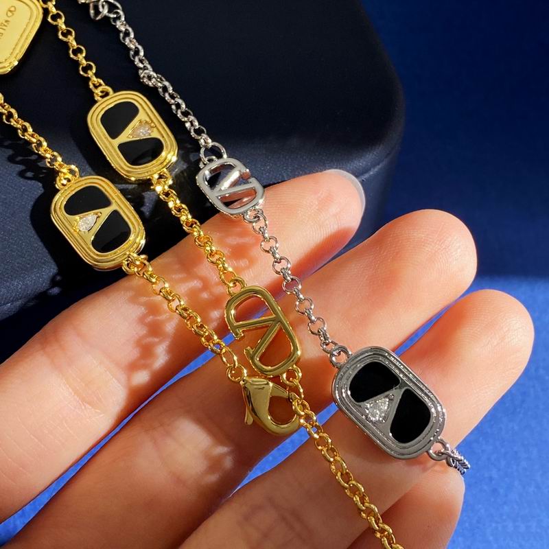 Valentino bracelet 03yxh63 (5)