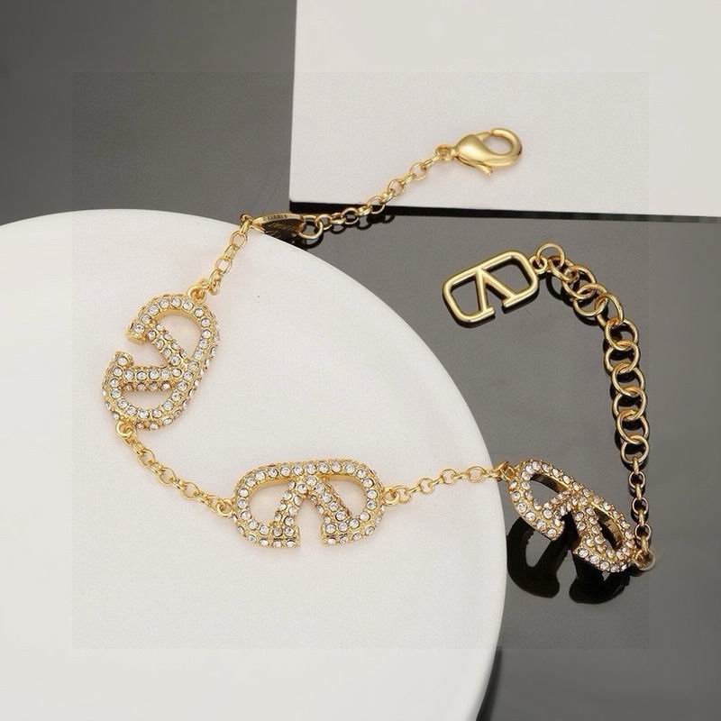 Valentino bracelet 03yxh64 (1)