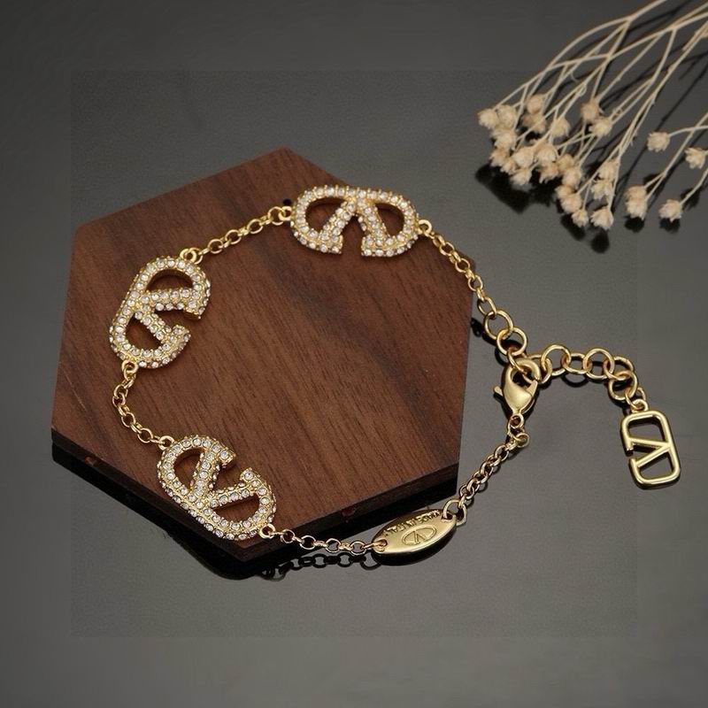 Valentino bracelet 03yxh64 (3)