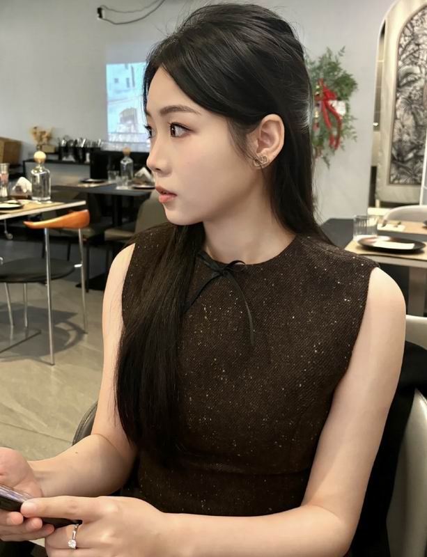 Valentino earring 01yxh67 (8)