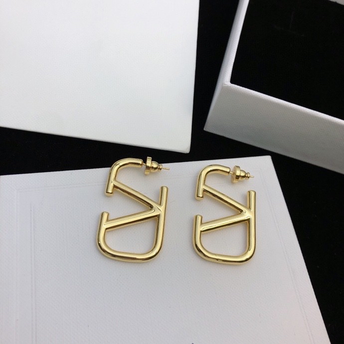 Valentino earring 01yxh77 (1)