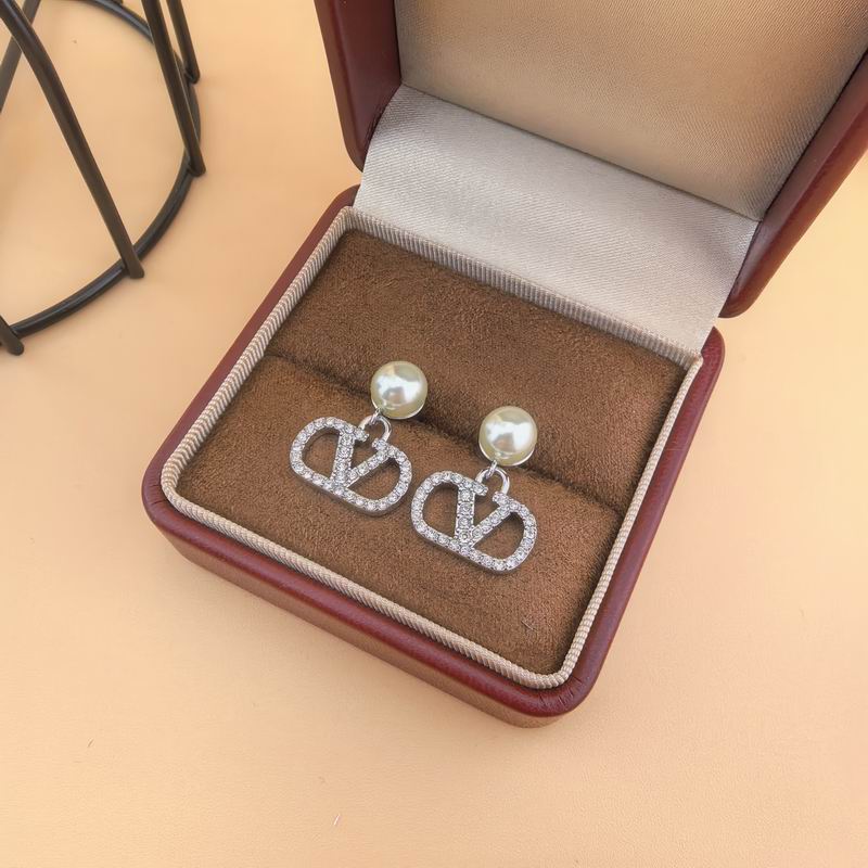 Valentino earring 03yxh110 (2)