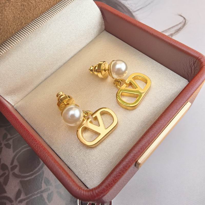 Valentino earring 03yxh111 (1)