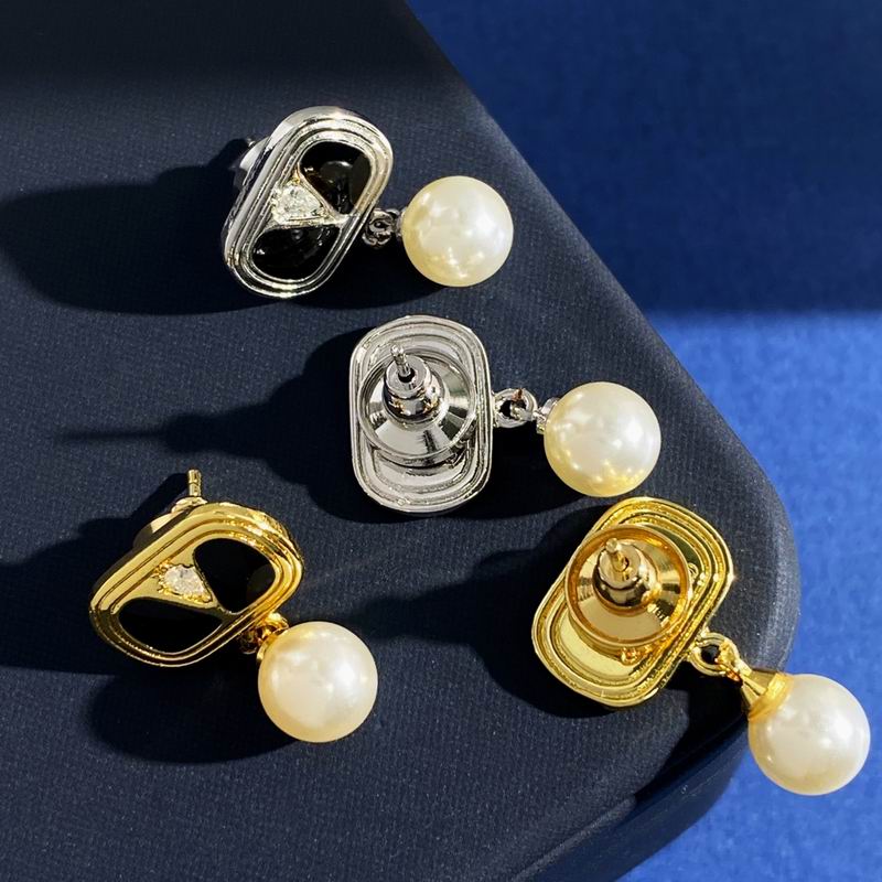 Valentino earring 03yxh95 (6)