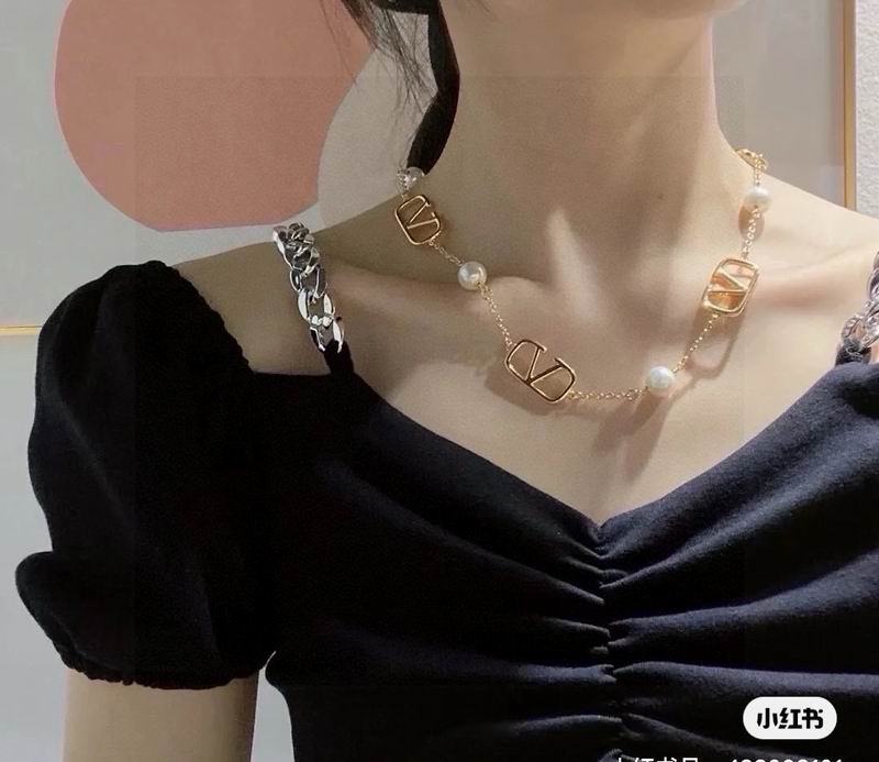 Valentino necklace 01yxh48 (5)