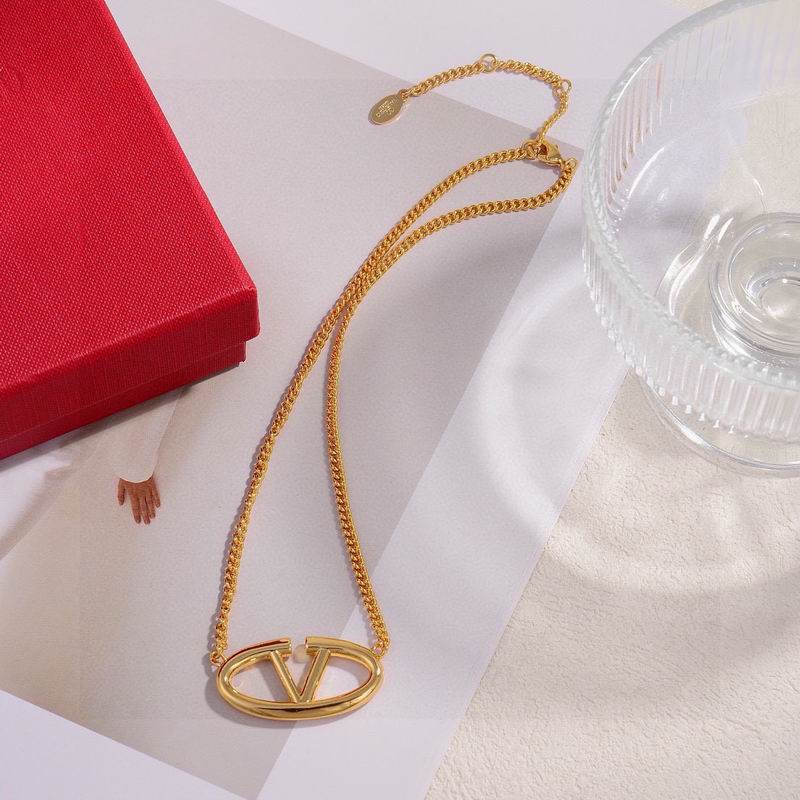 Valentino necklace 02yxh52 (2)