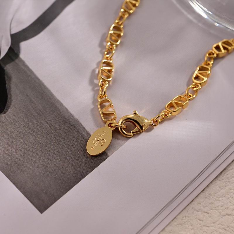 Valentino necklace 02yxh53 (3)