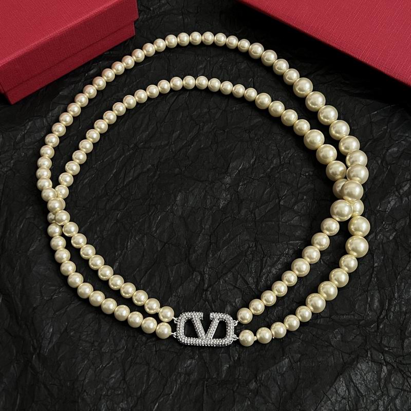 Valentino necklace 03yxh56 (3)