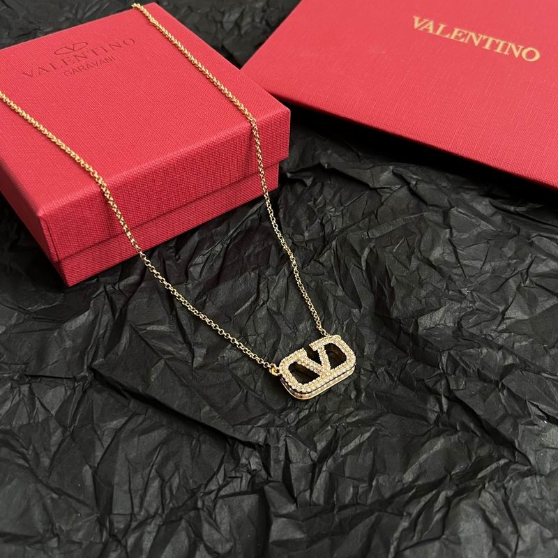 Valentino necklace 03yxh61 (3)