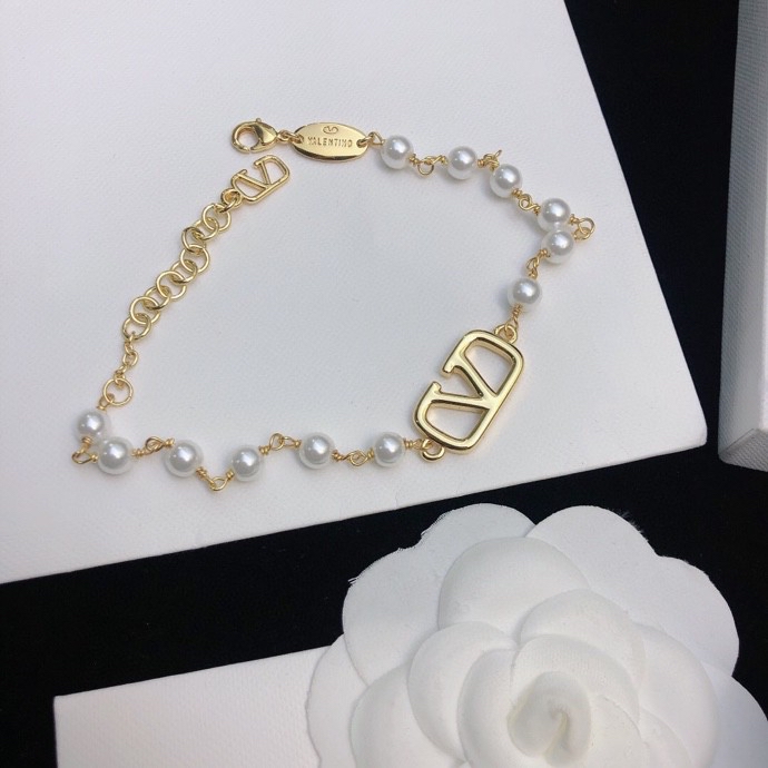 Valentino suits 01yxh8 (1)