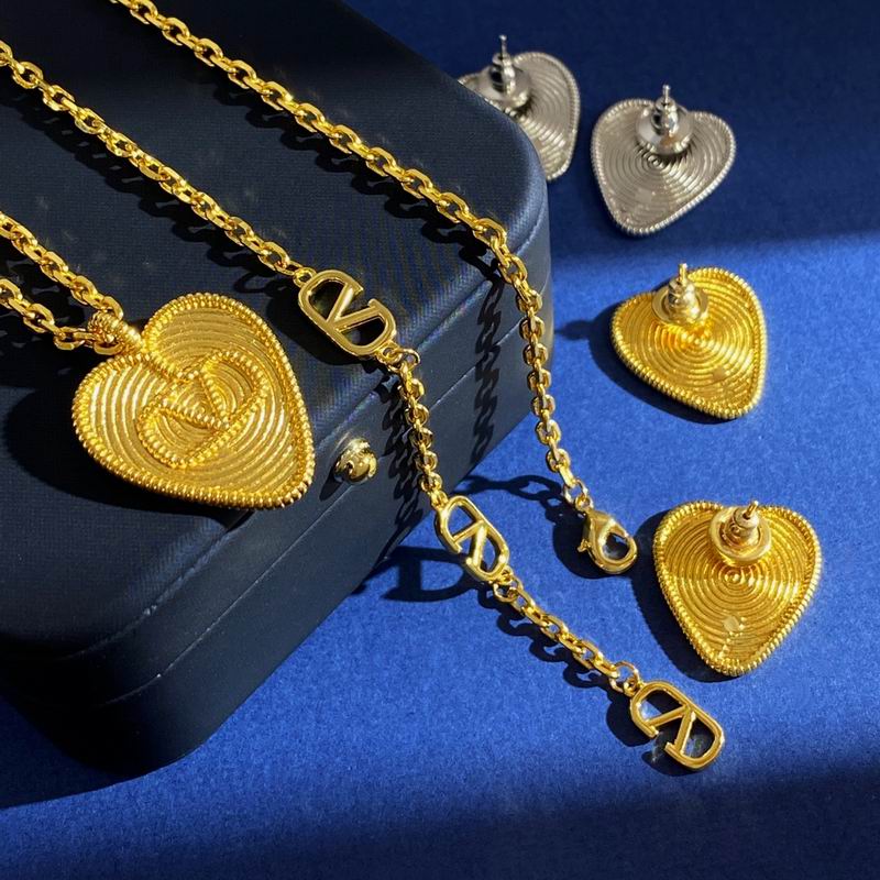 Valentino suits 03yxh13 (1)