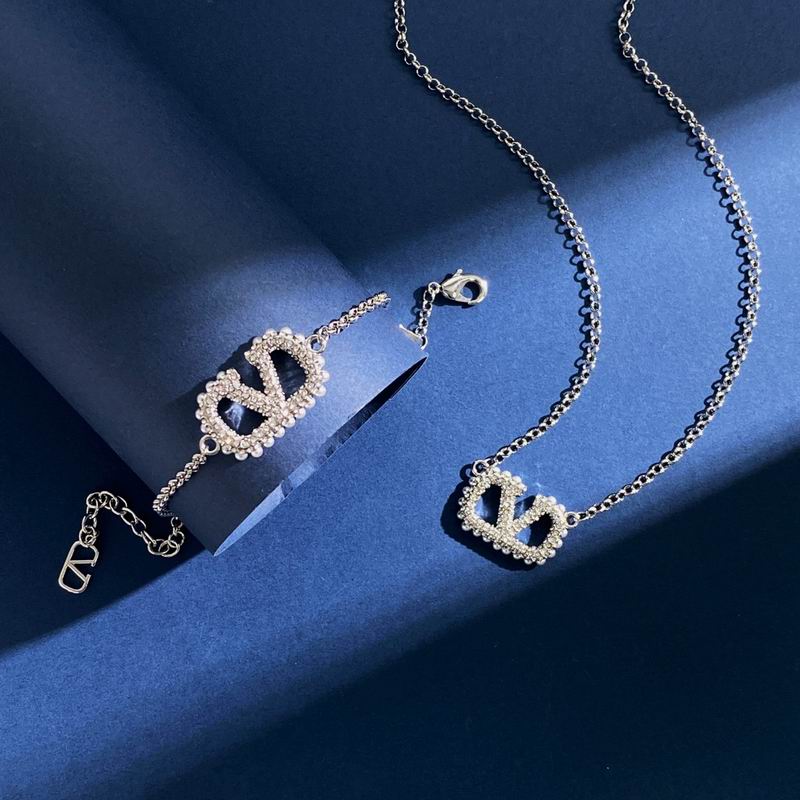 Valentino suits 03yxh14 (6)