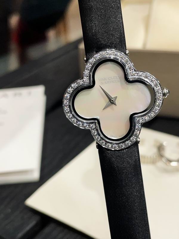 Van Cleef & Arpels 30mm 50 (18)