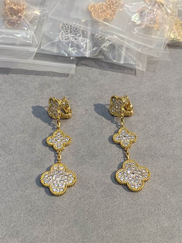 Van Cleef & Arpels earring 03lyh33 (2)