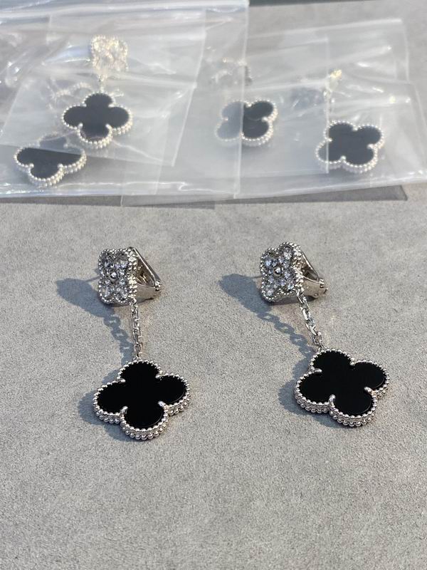 Van Cleef & Arpels earring 03lyh35 (3)