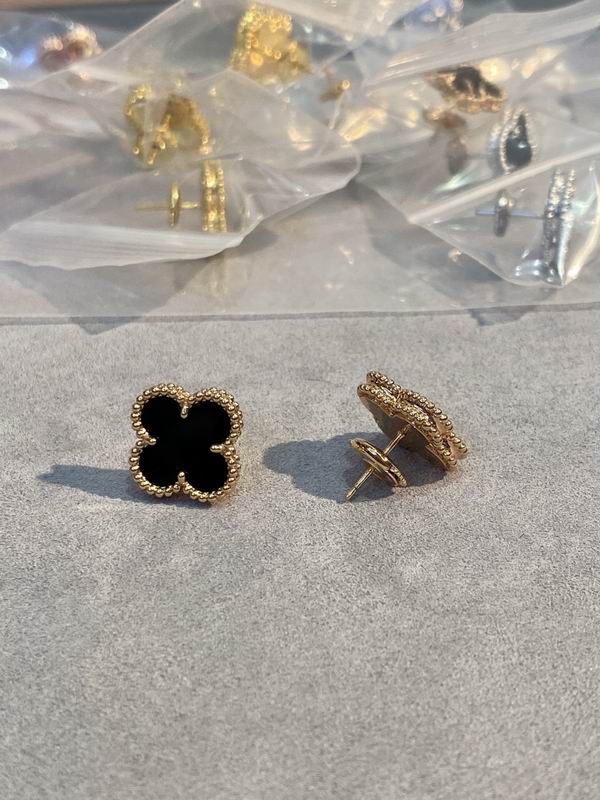 Van Cleef & Arpels earring 03lyh38 (6)