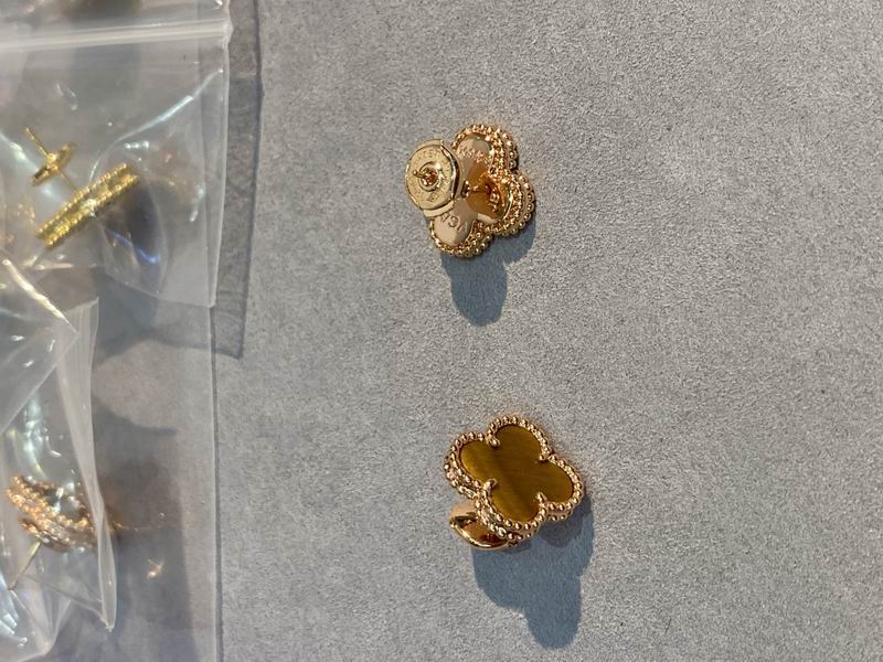 Van Cleef & Arpels earring 03lyh41 (4)