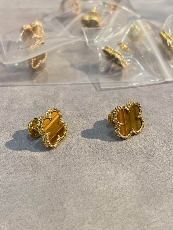 Van Cleef & Arpels earring 03lyh41 (5)