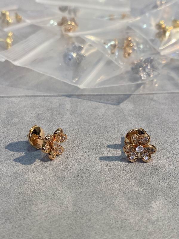 Van Cleef & Arpels earring 03lyh42 (3)