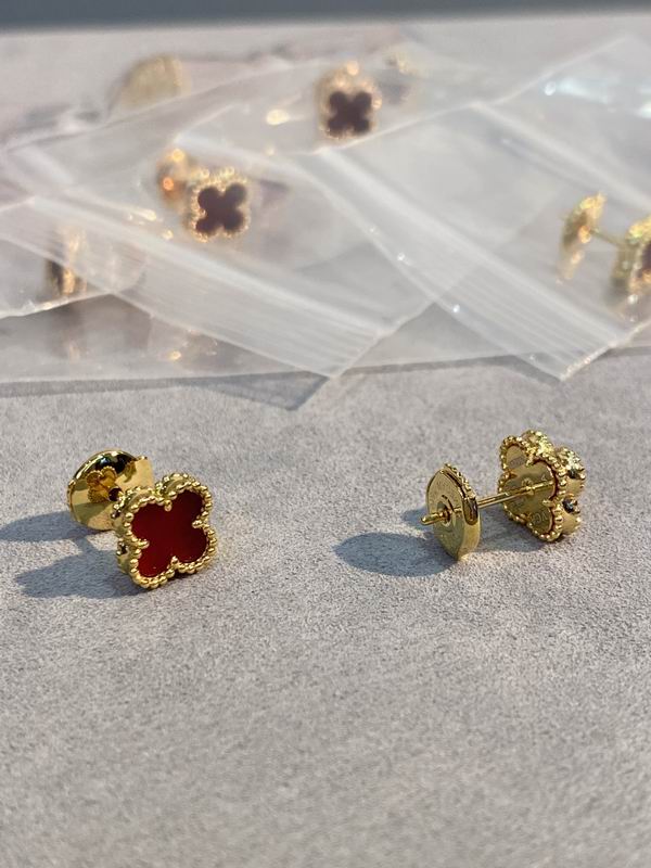 Van Cleef & Arpels earring 03lyh44 (12)