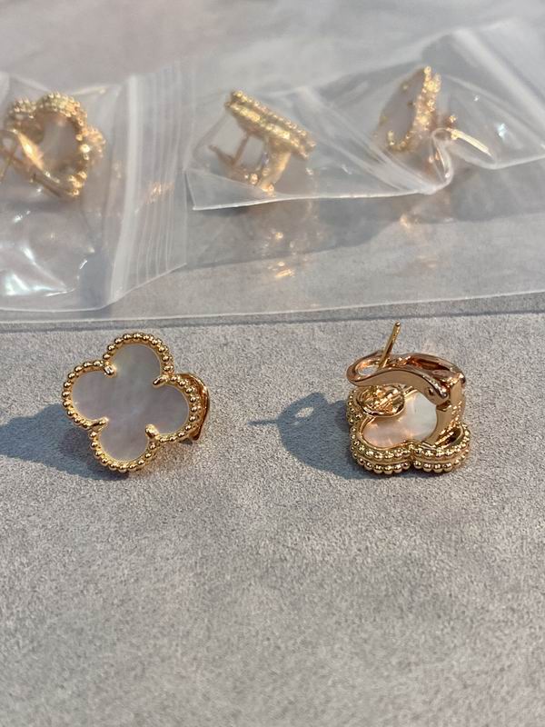 Van Cleef & Arpels earring 03lyh44 (19)
