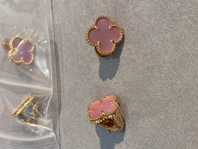 Van Cleef & Arpels earring 03lyh44 (24)