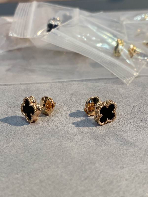 Van Cleef & Arpels earring 03lyh44 (8)