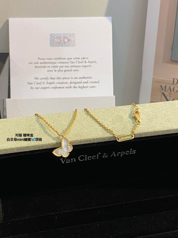 Van Cleef & Arpels necklace 03lyh48 (4)