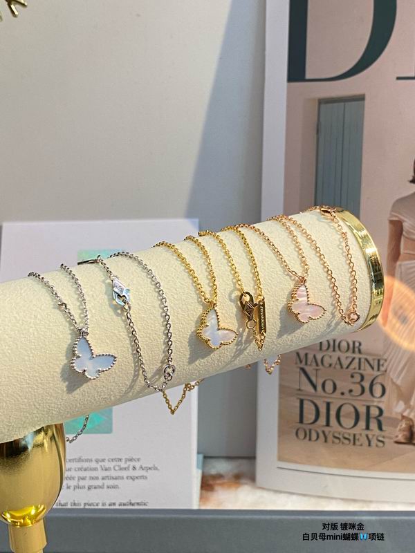 Van Cleef & Arpels necklace 03lyh48 (6)