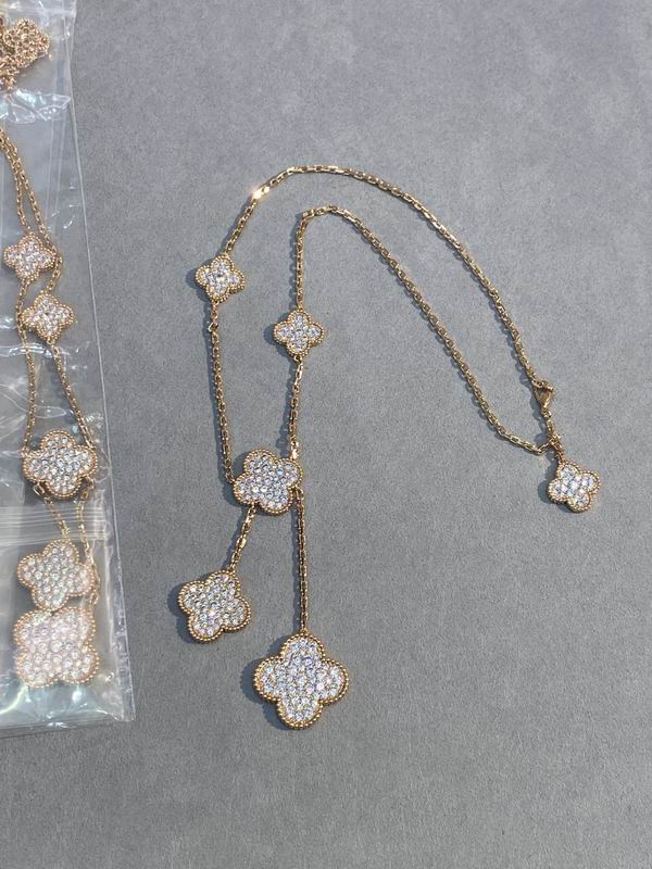 Van Cleef & Arpels necklace 03lyh59 (2)