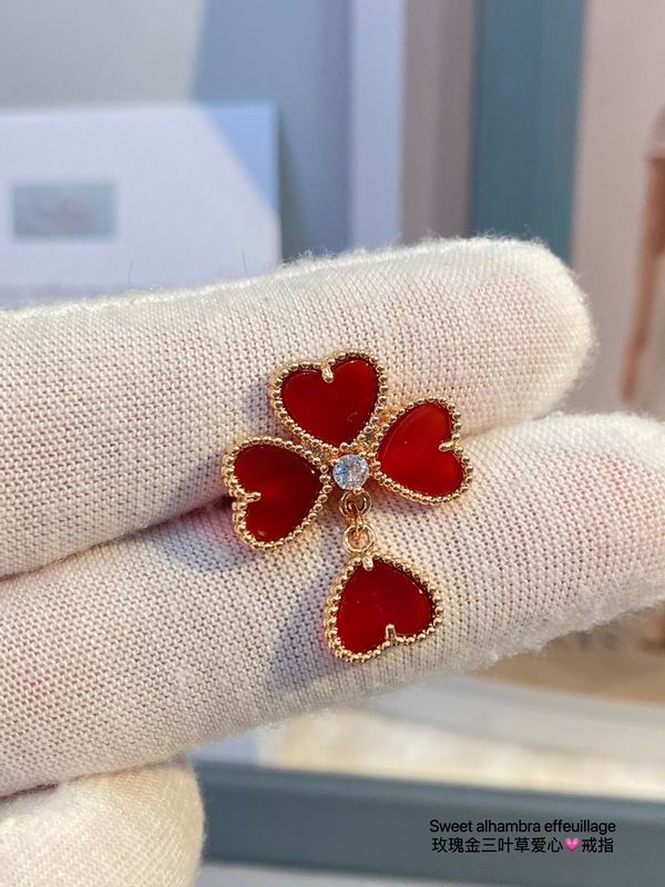 Van Cleef & Arpels ring 03lyh19 (4)