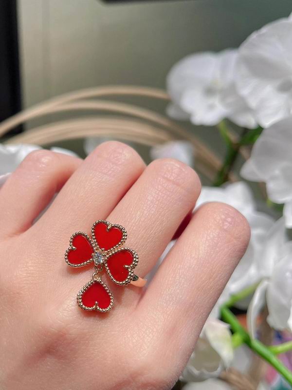 Van Cleef & Arpels ring 03lyh19 (6)