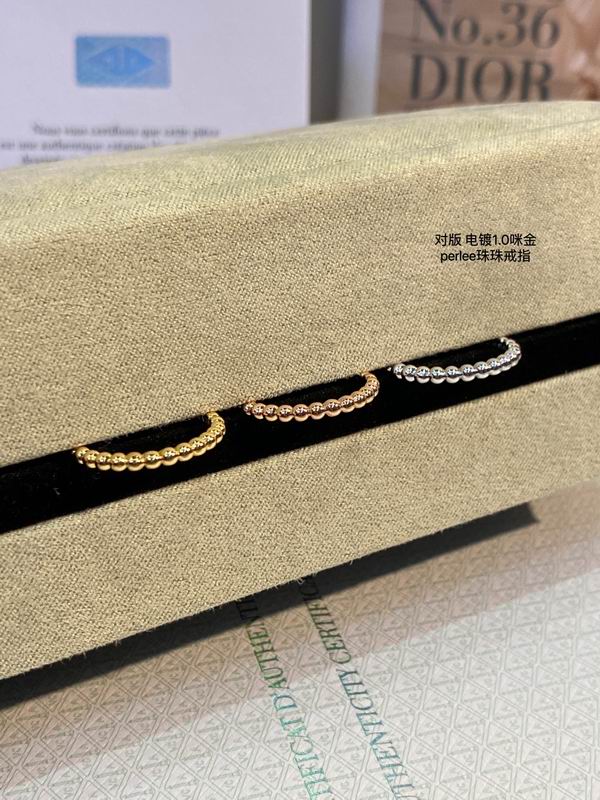 Van Cleef & Arpels ring 03lyh22 (3)