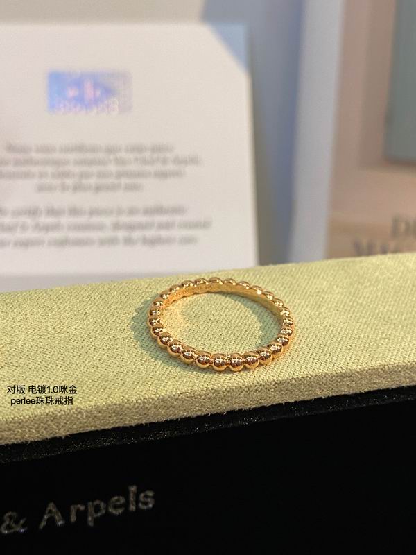 Van Cleef & Arpels ring 03lyh22 (4)