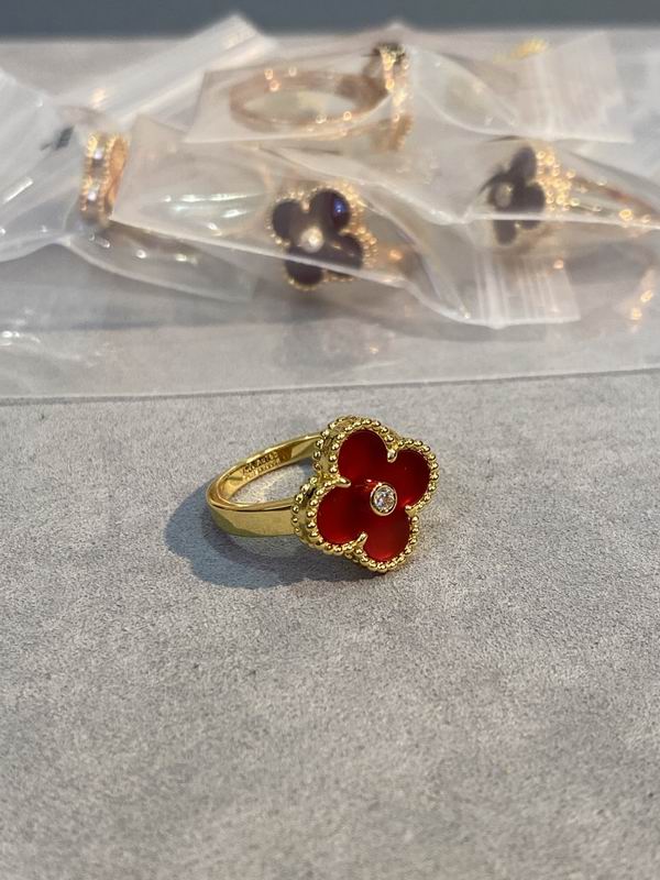 Van Cleef & Arpels ring 03lyh28 (16)