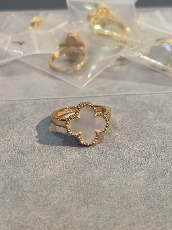 Van Cleef & Arpels ring 03lyh28 (7)